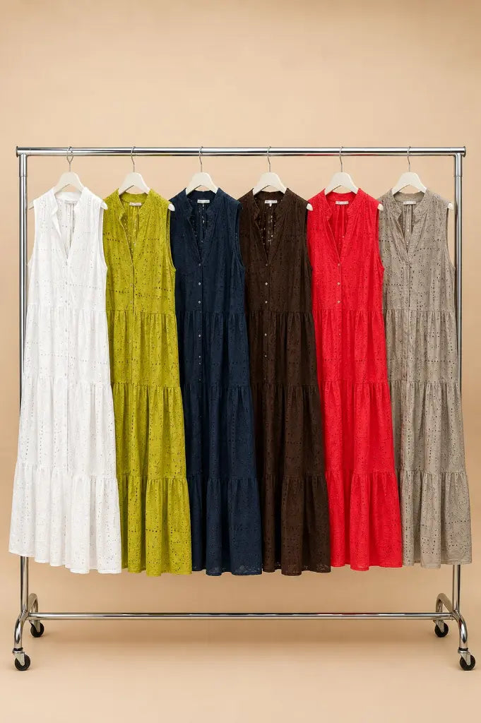 EMBROIDERED MAXI RED