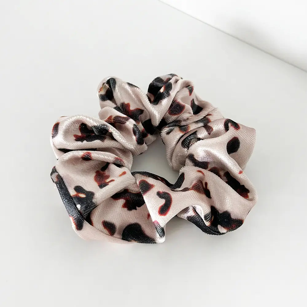 IVORY TORT SCRUNCHIE