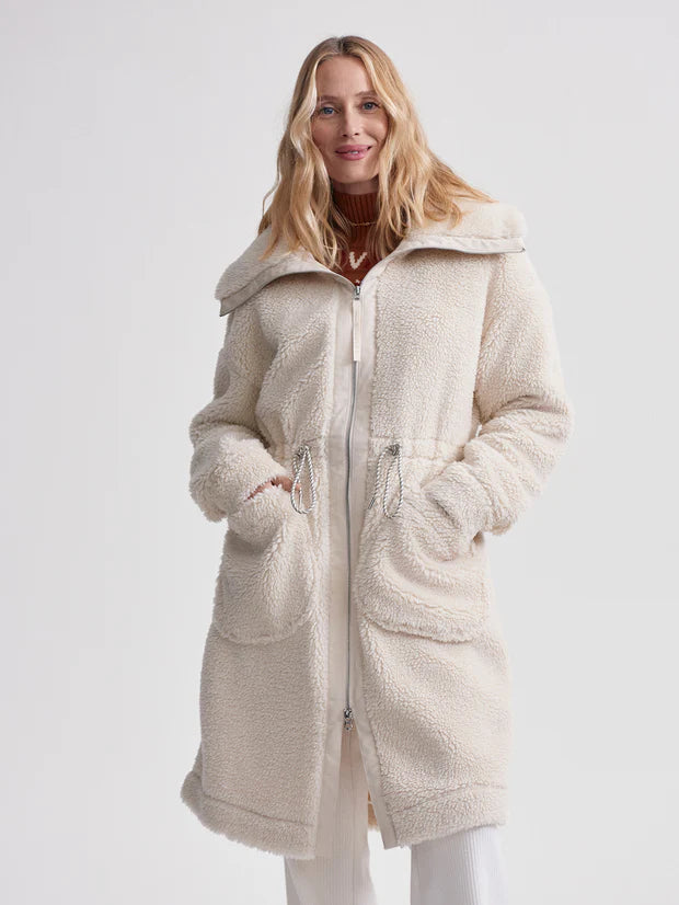 LOGAN SHERPA COAT SANDSHELL