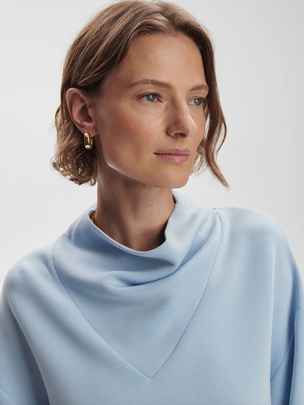 BETSY DOUBLESOFT SWEATER CASHMERE BLUE (CABL)