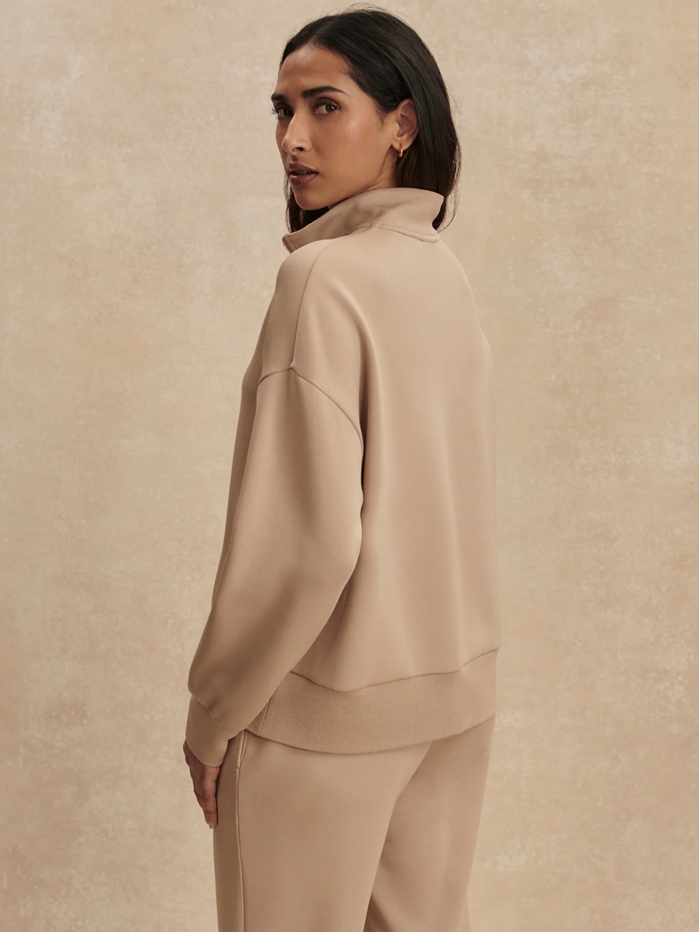 MAVIS MOCK NECK LIGHT TAUPE