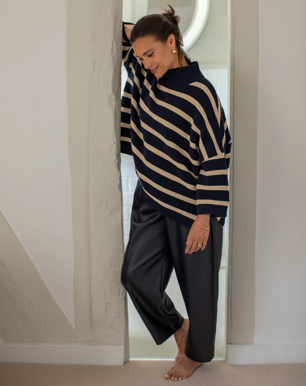 VICKI JUMPER NAVY SAND STRIPE