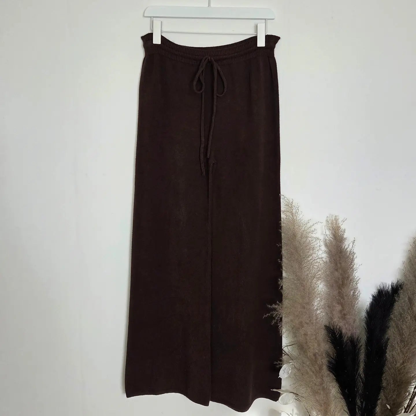 MAGGIE KNIT TROUSER DARK CHOCOLATE