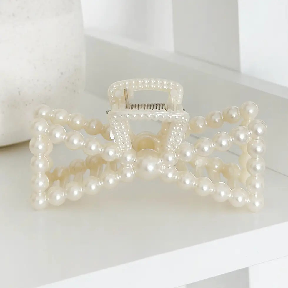 PEARL  HAIR CLAW
