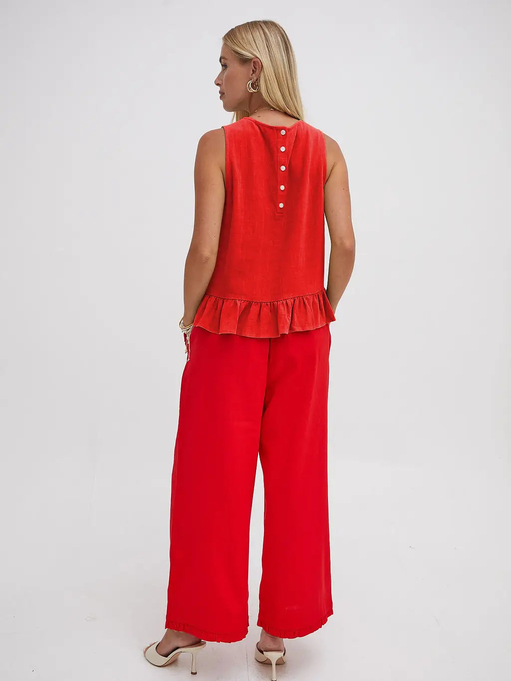 MONICA RUFFLE TOP RED