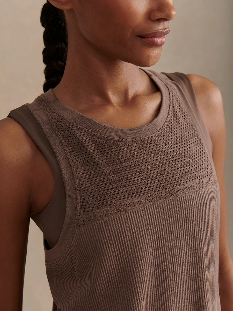 DAYNA RUNNING TANK COFFEE QUARTZ