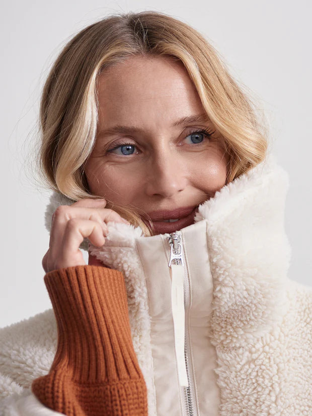 LOGAN SHERPA COAT SANDSHELL
