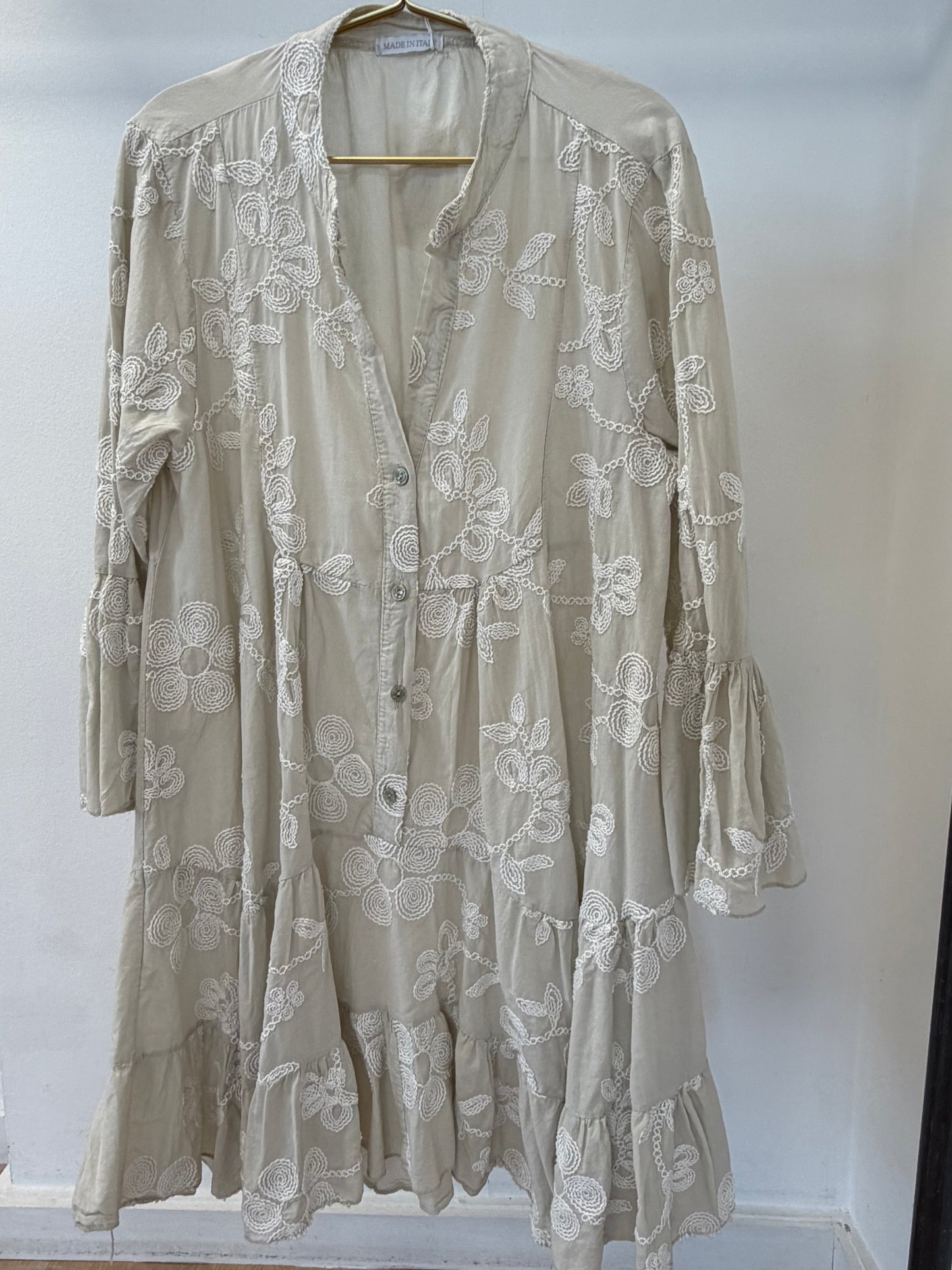EMBROIDERED DRESS BEIGE