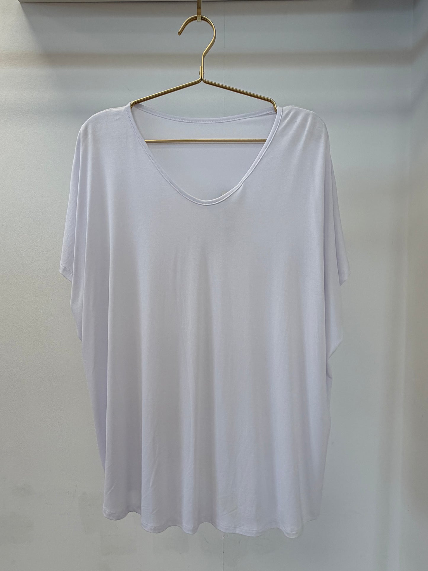 V NECK OSZ TOP WHITE