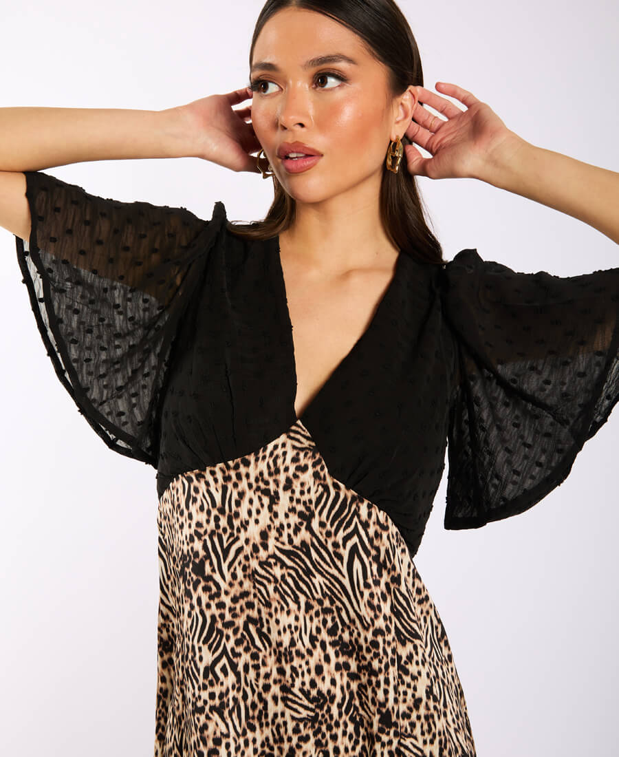 FLUTTER SLEEVE MIDI DRESS LEO BLACK