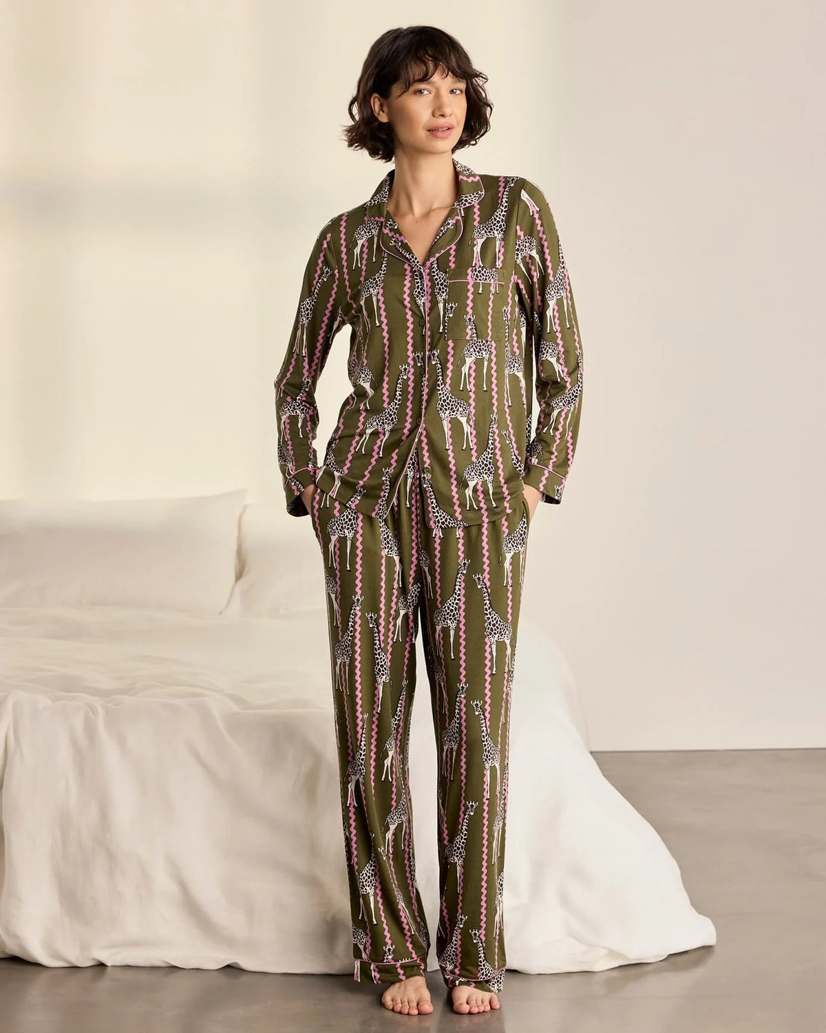 SOFT WAVY STRIPE GIRAFFE PYJAMA SET