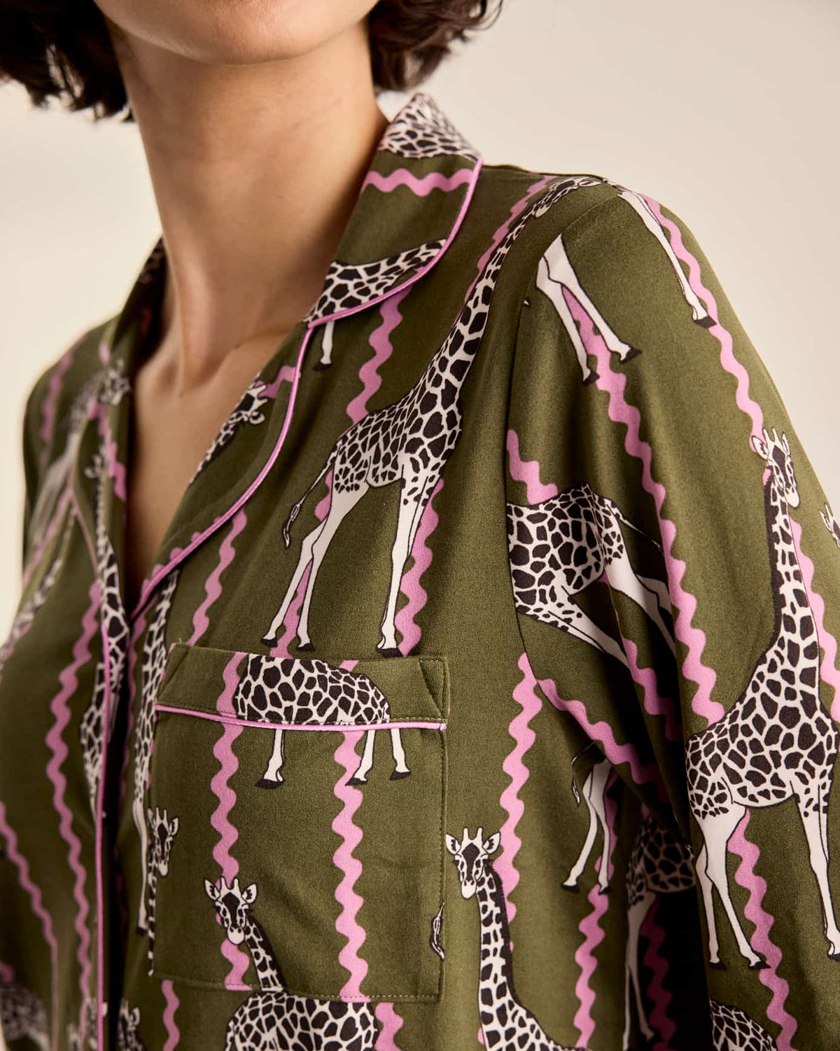 SOFT WAVY STRIPE GIRAFFE PYJAMA SET