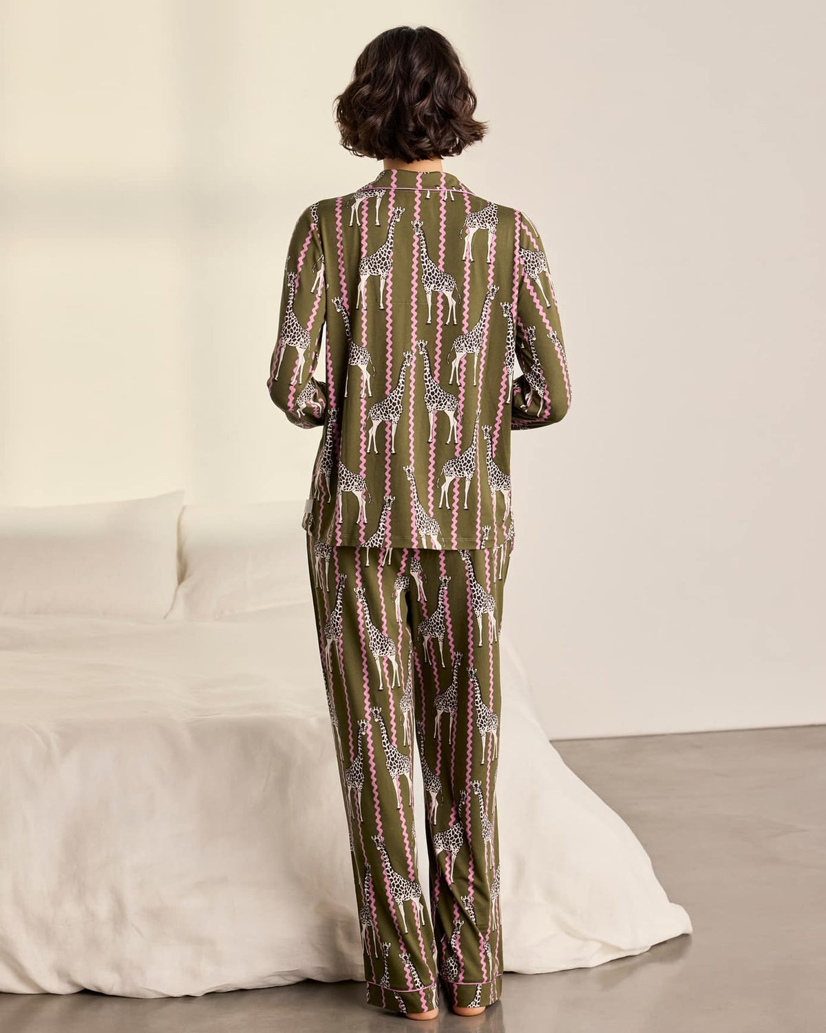 SOFT WAVY STRIPE GIRAFFE PYJAMA SET