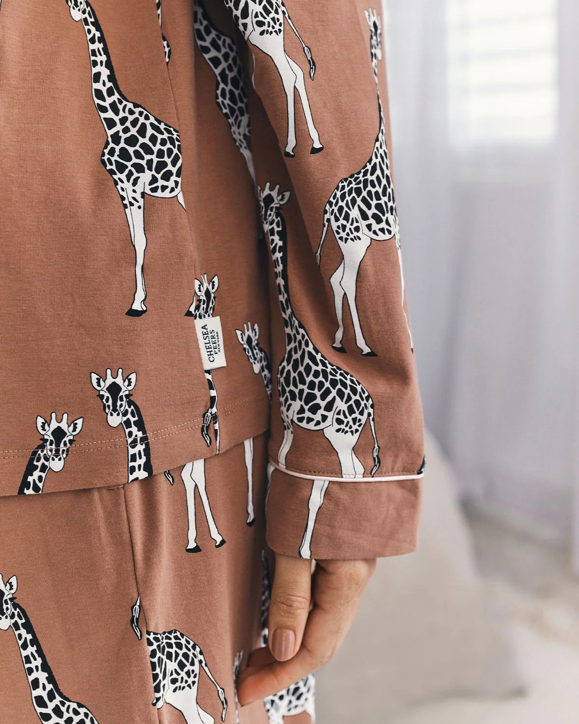 GIRAFFE TAUPE LONG PYJAMA SET