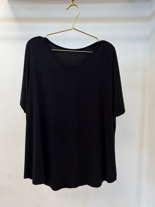 V NECK OSZ TOP BLACK
