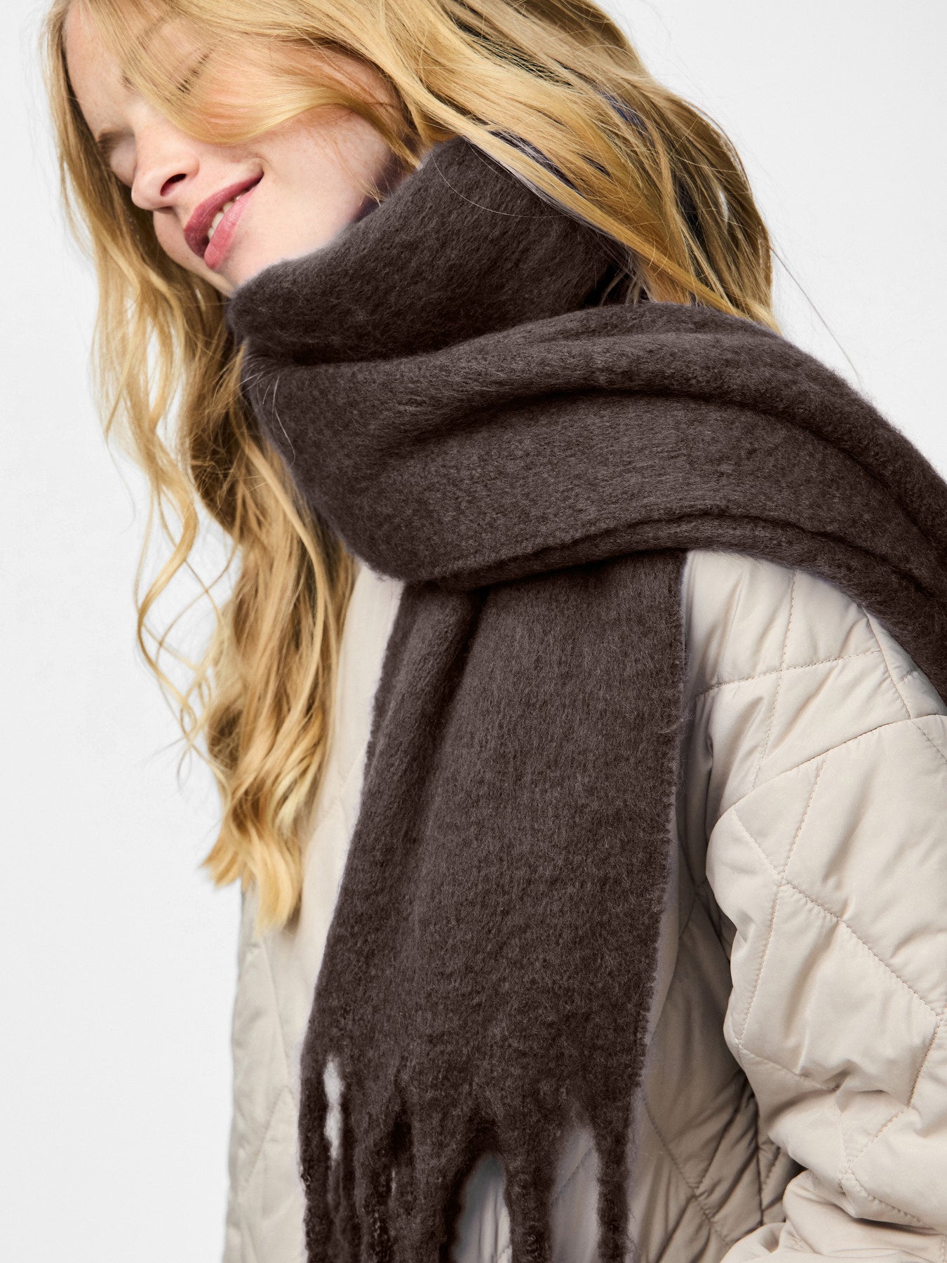 NIKITA LONG SCARF HOT FUDGE