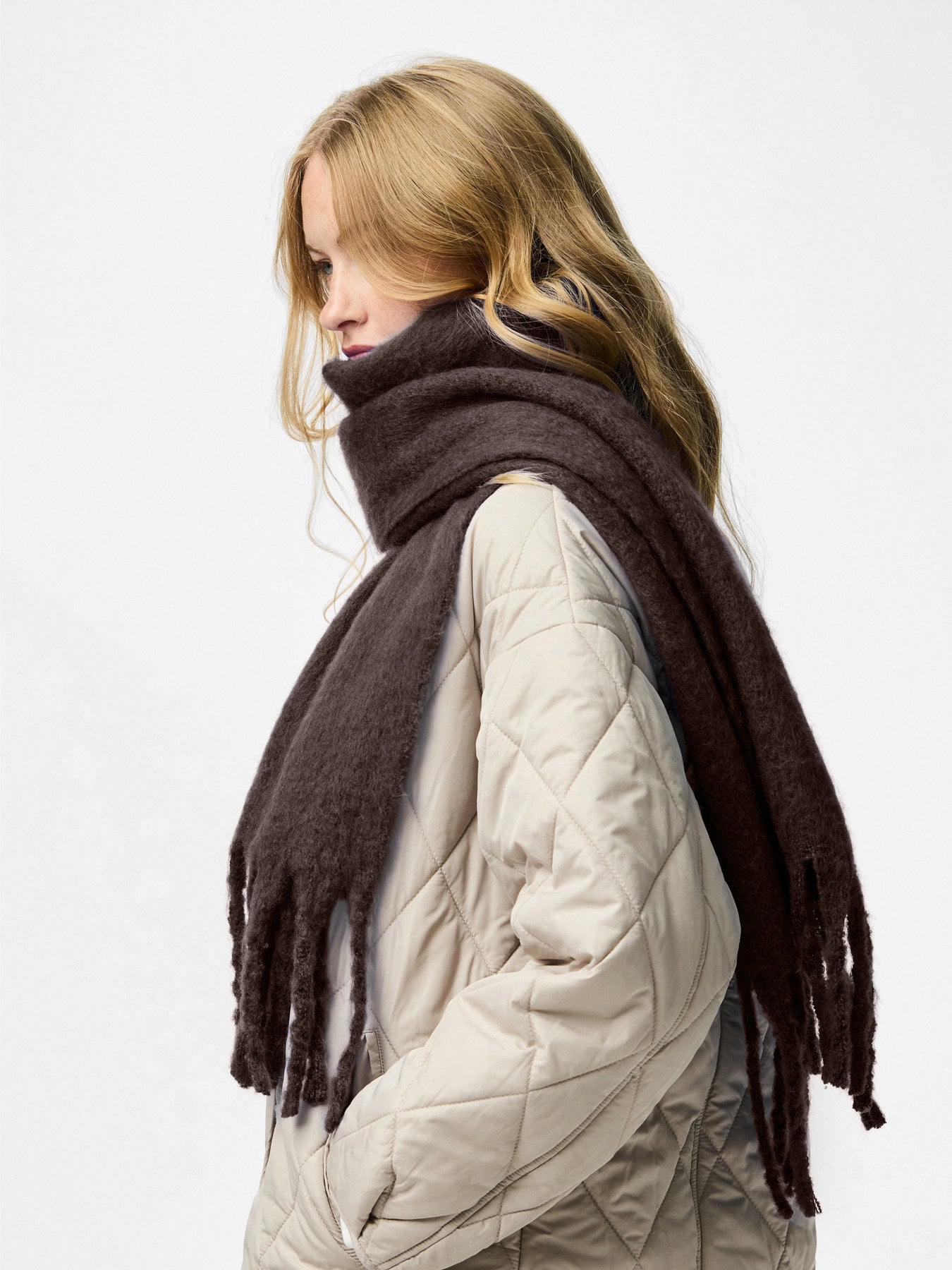 NIKITA LONG SCARF HOT FUDGE