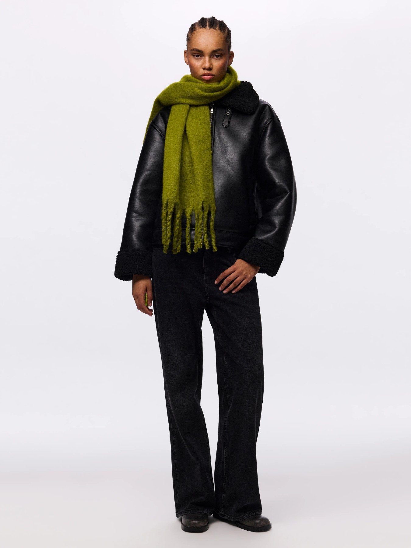 NIKITA LONG SCARF WOODBINE