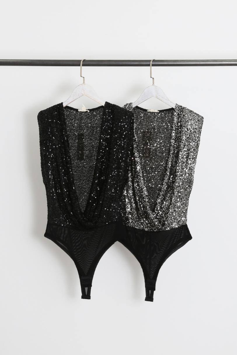 PLUNGE SEQUIN BODYSUIT SILVER