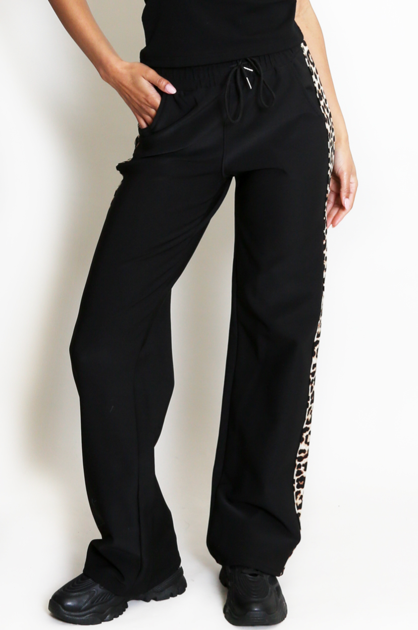 ELIZA JOGGERS BLACK LEOPARD