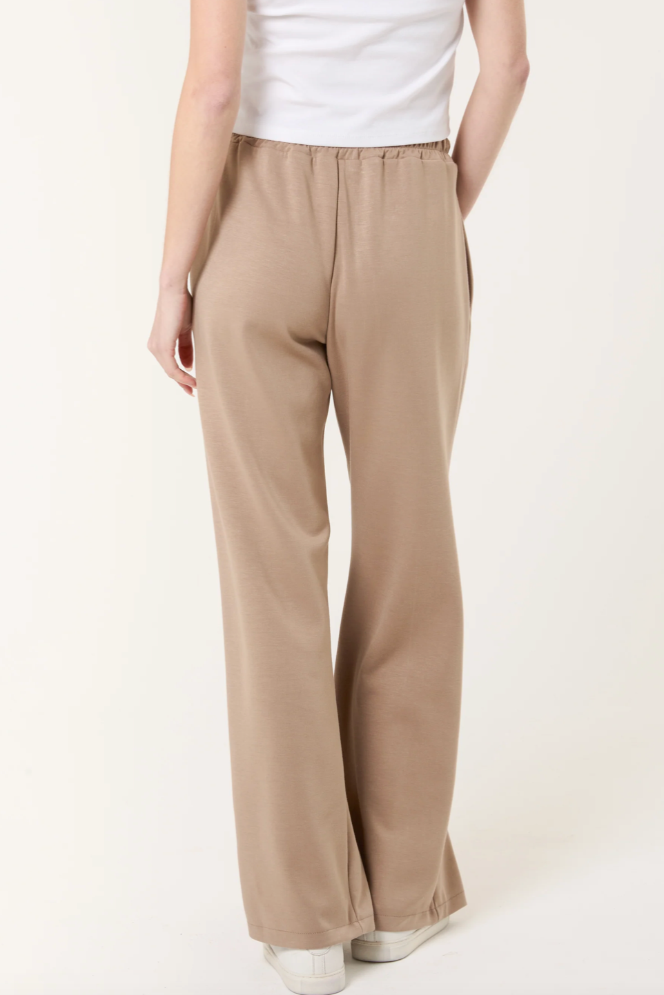 HELEN CREASE FRONT TROUSER MOCHA