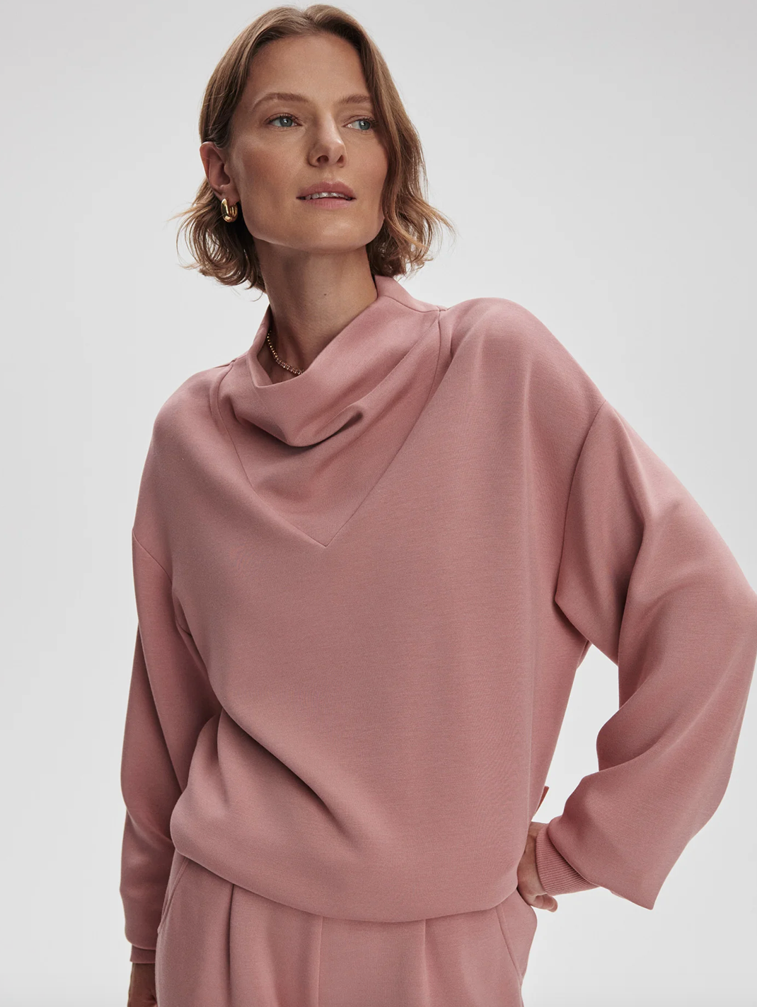 BETSY DOUBLESOFT SWEATER ASH ROSE (ASRO)