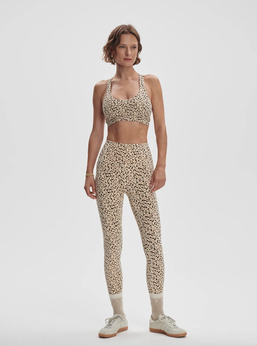 MOVE POCKET HIGH LEGGING 25" ALMOND LEOPARD (AALE)