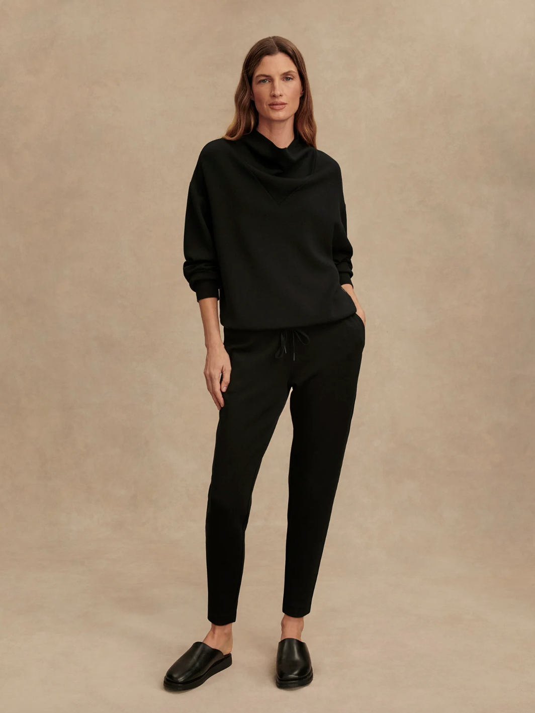 THE SLIM PANT BLACK 25"