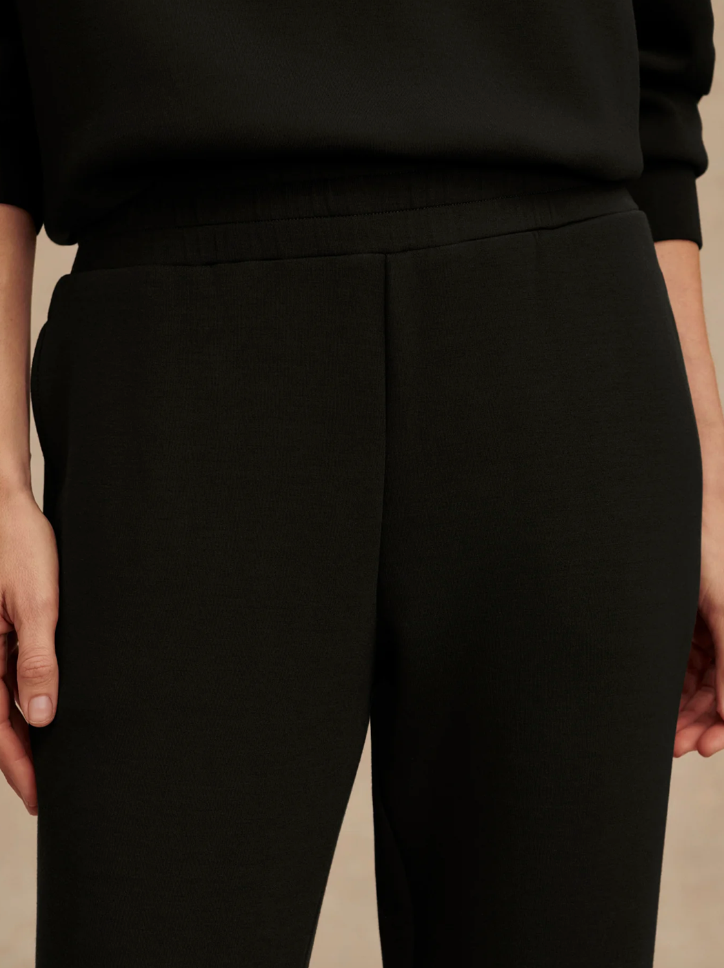 THE SLIM PANT BLACK 25"