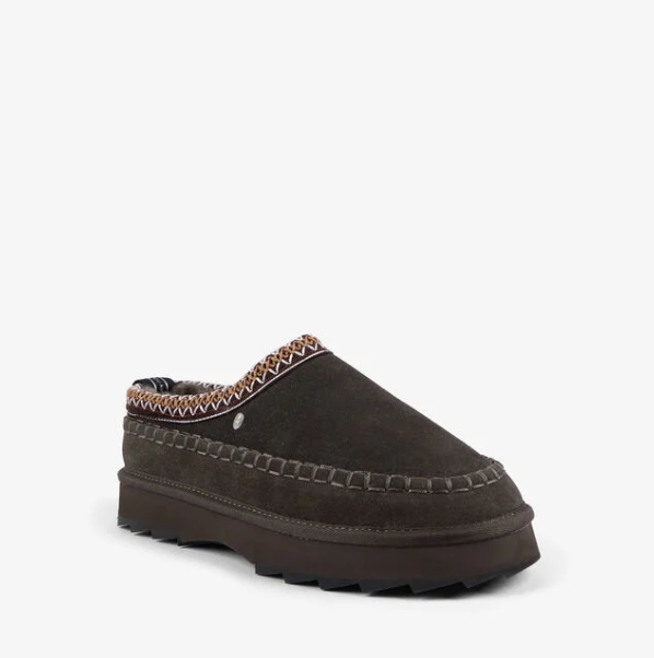 SHARKY ADVENTURE DARK OLIVE