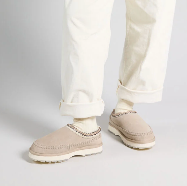 SHARKY ADVENTURE SAND