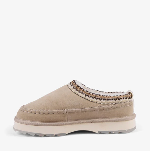 SHARKY ADVENTURE SAND