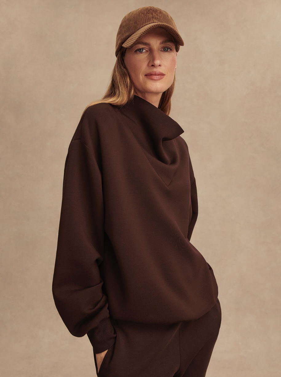 BETSY DOUBLESOFT SWEATER COFFEE BEAN