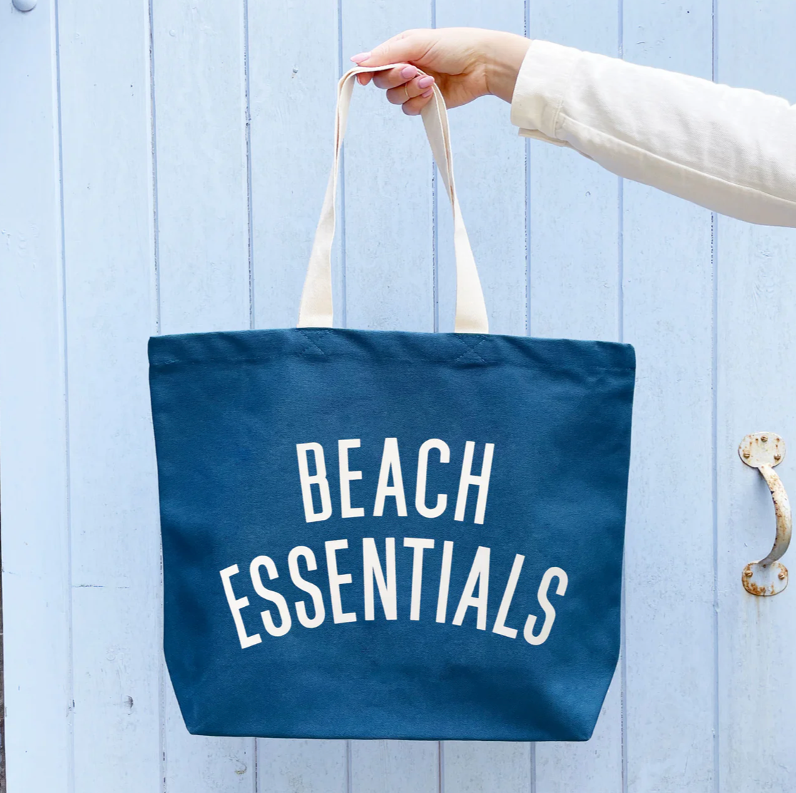 BEACH ESSENTIALS OCEAN BLUE
