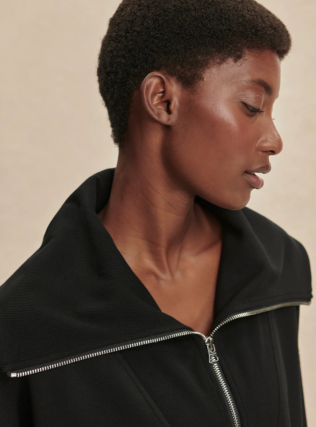 CATHERINE 1/2 ZIP BLACK