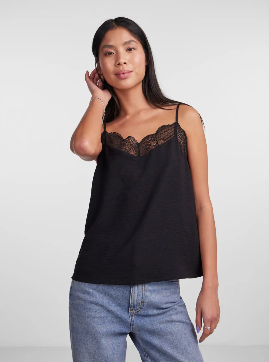 TIFFANY STRAP LACE CAMI BLACK