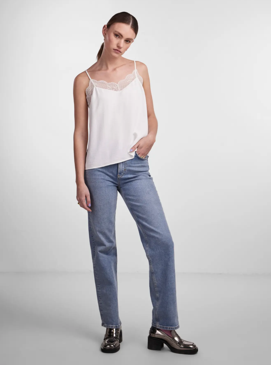 TIFFANY STRAP LACE CAMI CLOUD DANCER