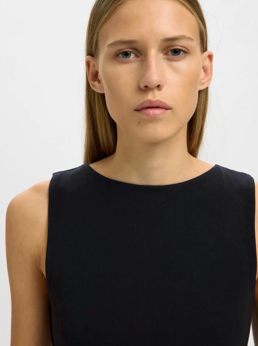 MANJA REVERSIBLE VEST BLACK SS