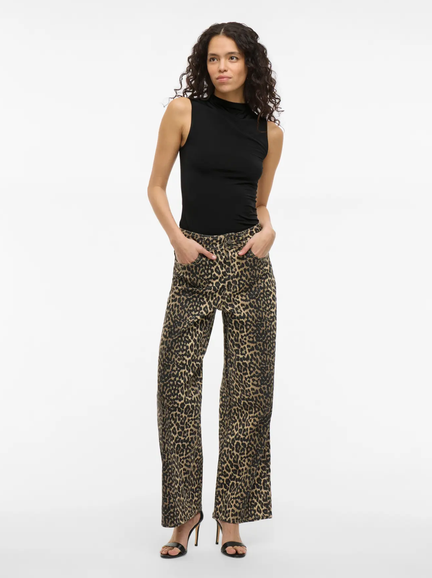 LEOA FUNNEL NECK TOP BLACK