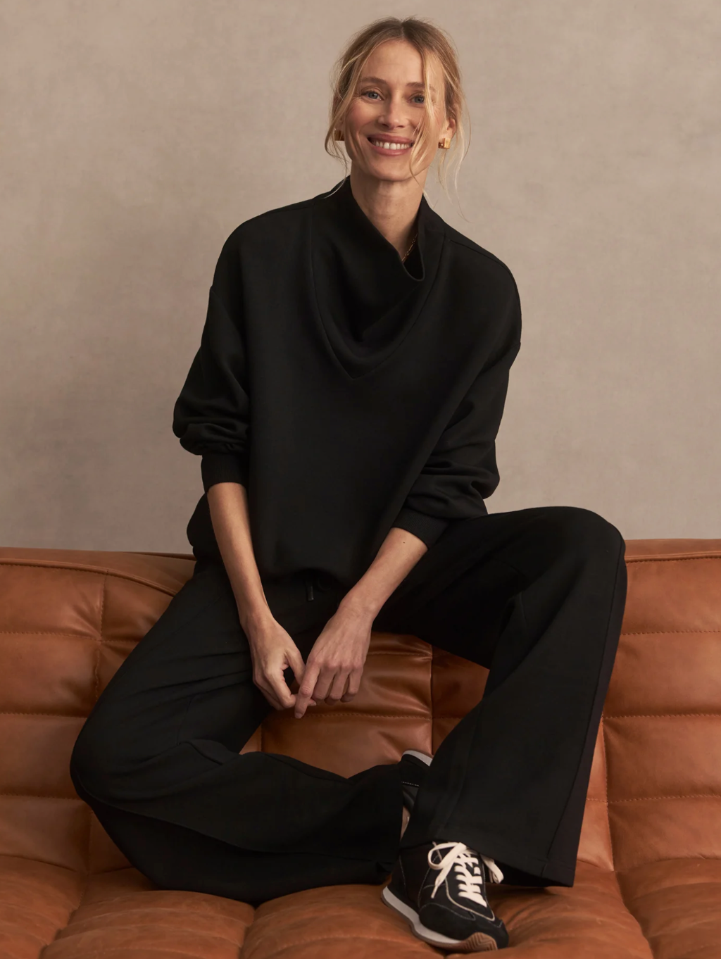 BETSY DOUBLESOFT SWEATER BLACK