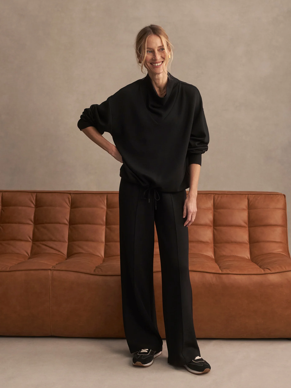 BETSY DOUBLESOFT SWEATER BLACK