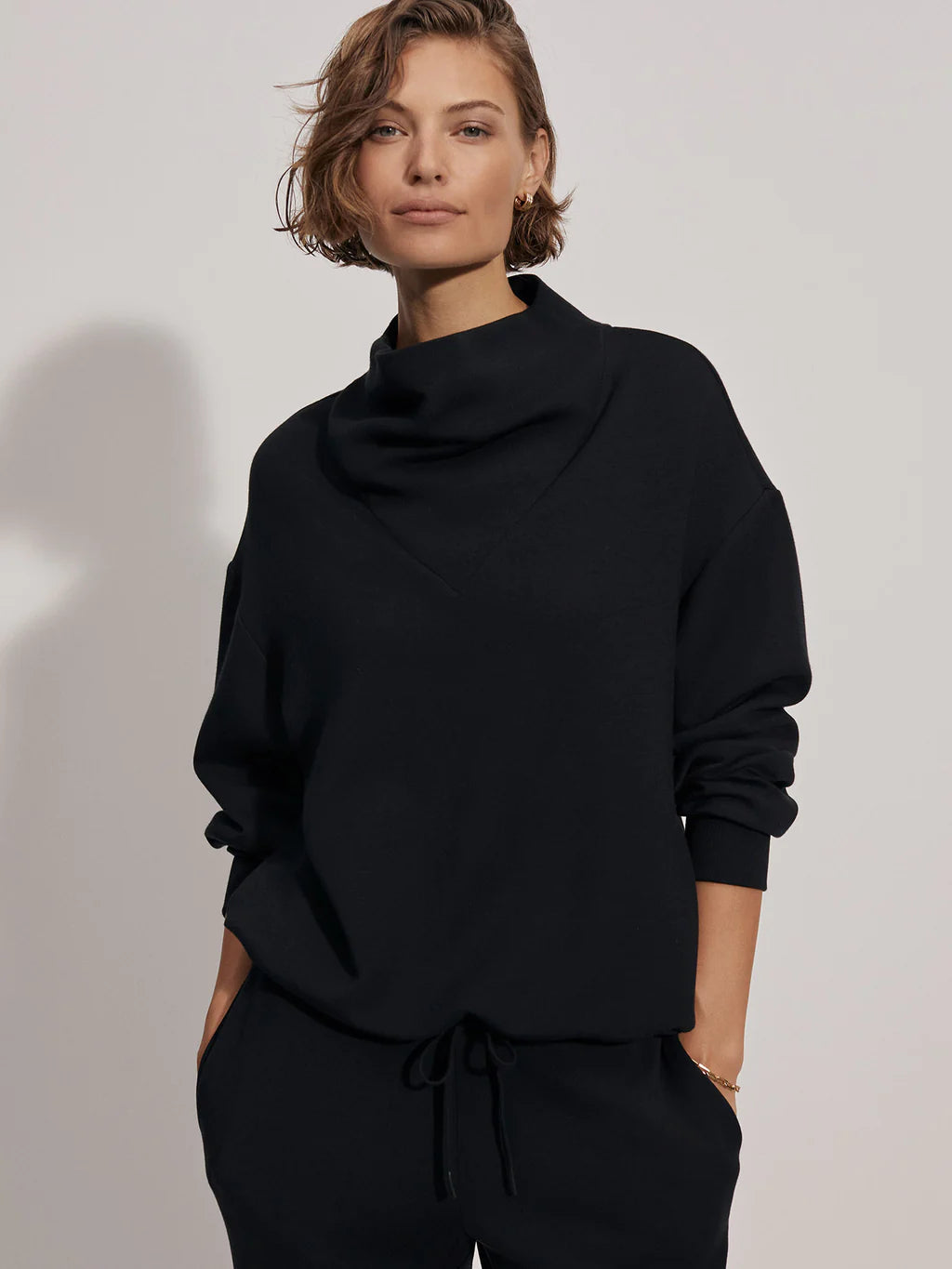 BETSY DOUBLESOFT SWEATER BLACK