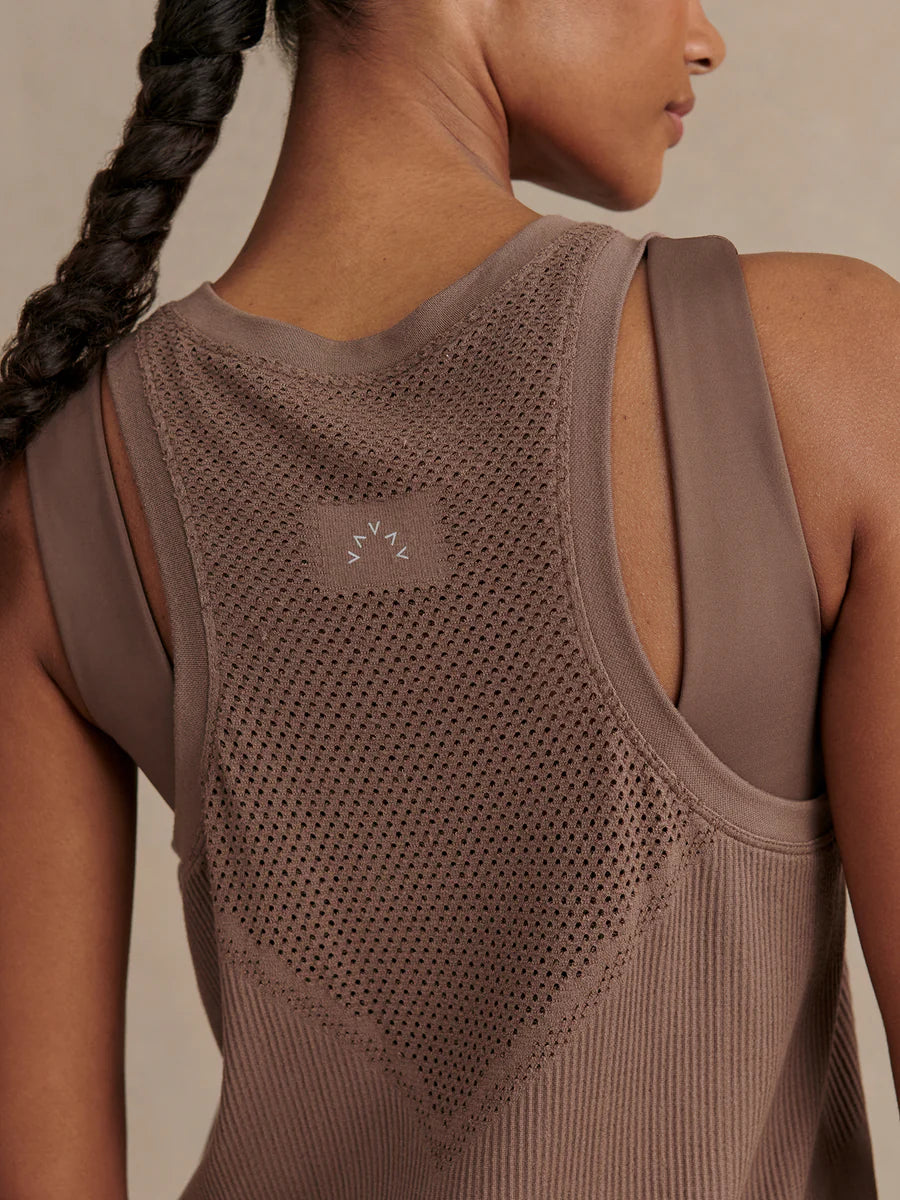 DAYNA RUNNING TANK COFFEE QUARTZ