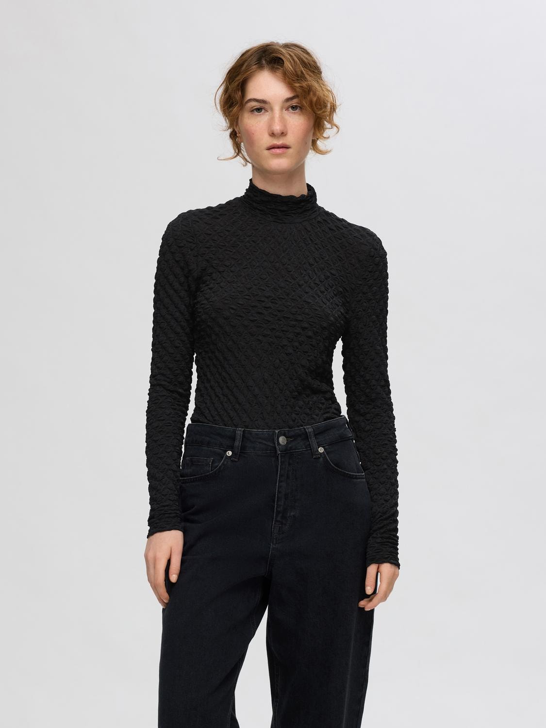 TIMMI LS HIGH NECK TOP BLACK