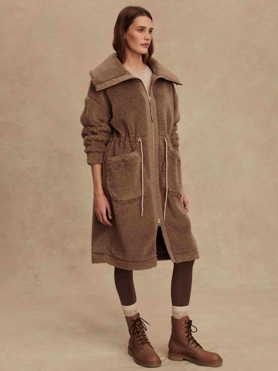 LOGAN SHERPA ASH TAUPE