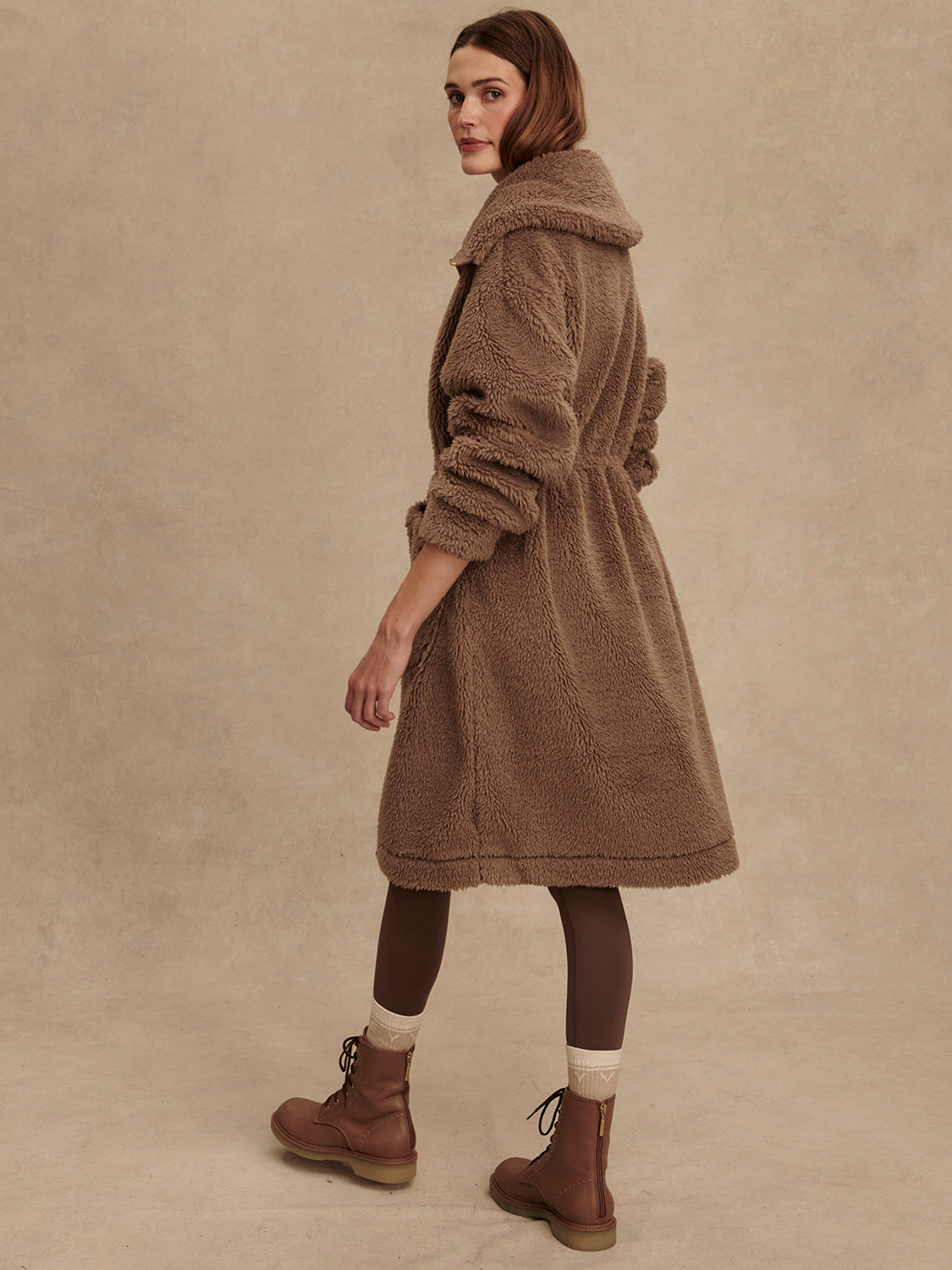 LOGAN SHERPA ASH TAUPE